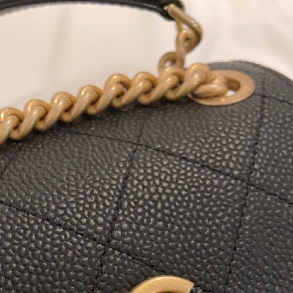 Auth Chanel Parisian Journey caviar gold backpack - Picture 10 of 13
